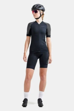 Craft Adv Endur Bib Shorts W 17 Craft Adv Endur Bib Shorts W -Gore Hardloopbroeken Winkle dlabe10002 7979 08 nl
